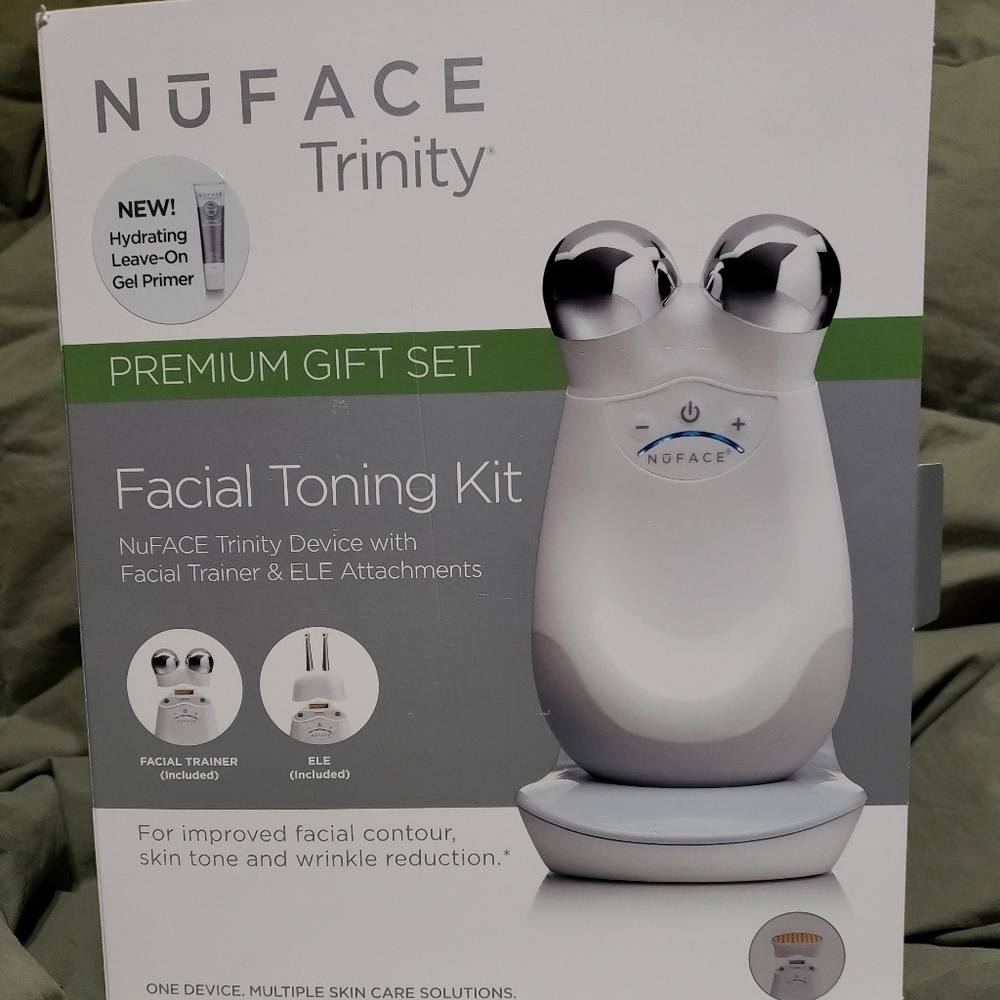 NuFace Trinity with gel and ele attachment